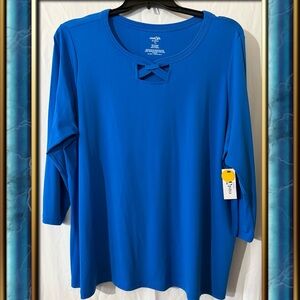 East 5th Vibrant Blue 3/4 Sleeve Top